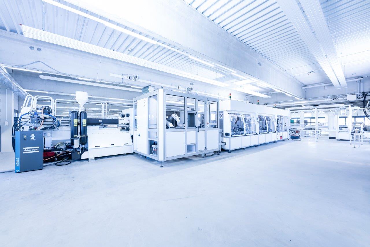 [[Translate to Deutsch]] Automatic COC Syringe Production